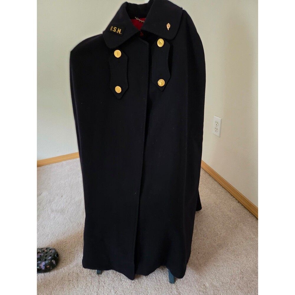 Vintage Nursing Cape – Marvin Seigel Corp. – I.S.H.